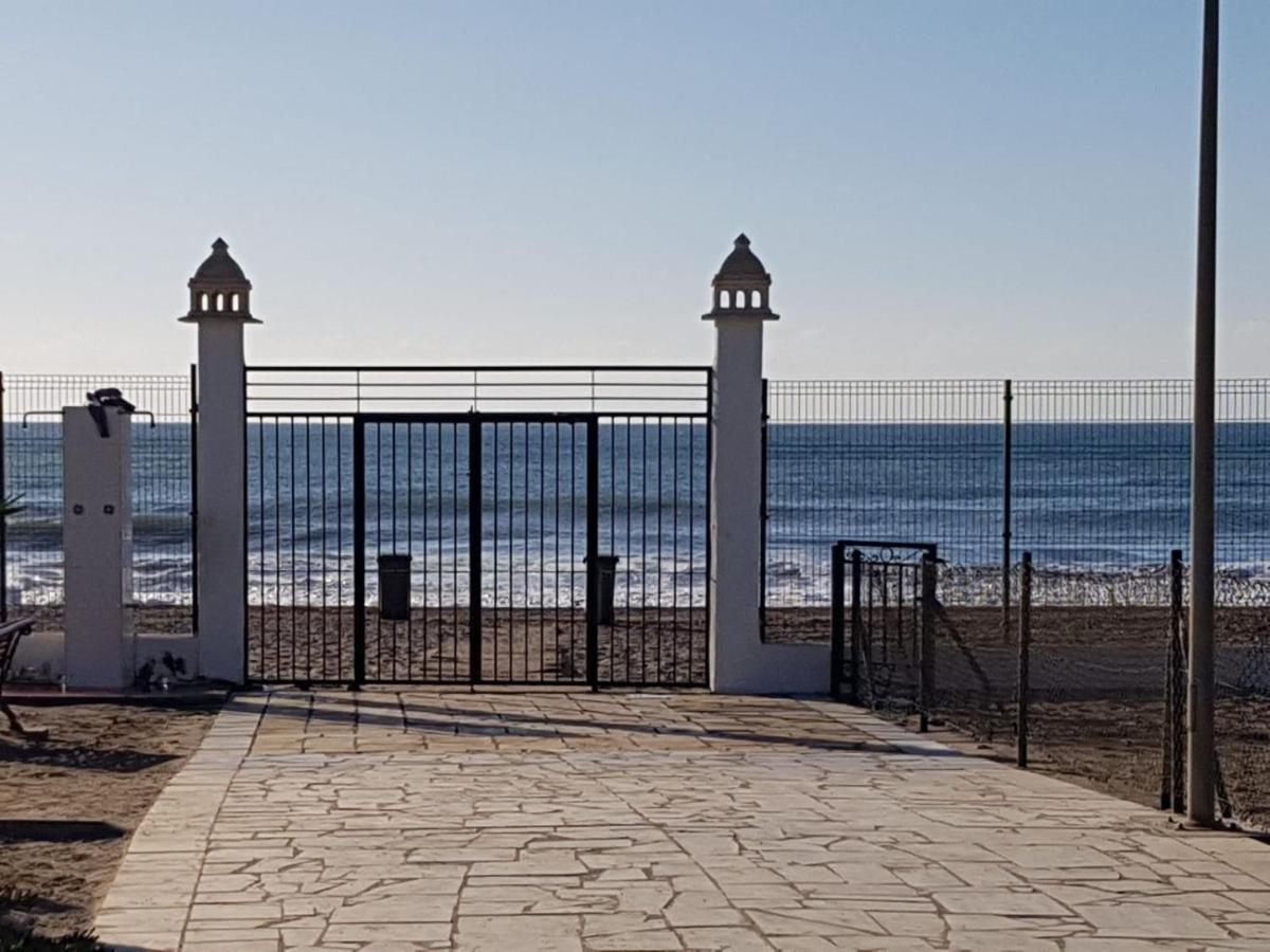 Apartamento En Primera Linea De Vera Playa Naturista! Exterior photo