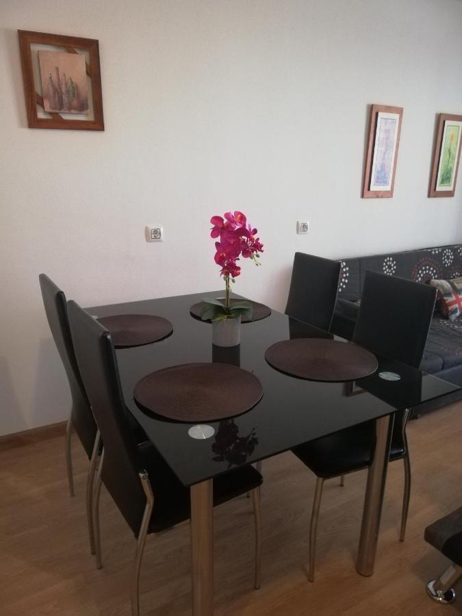 Apartamento En Primera Linea De Vera Playa Naturista! Exterior photo